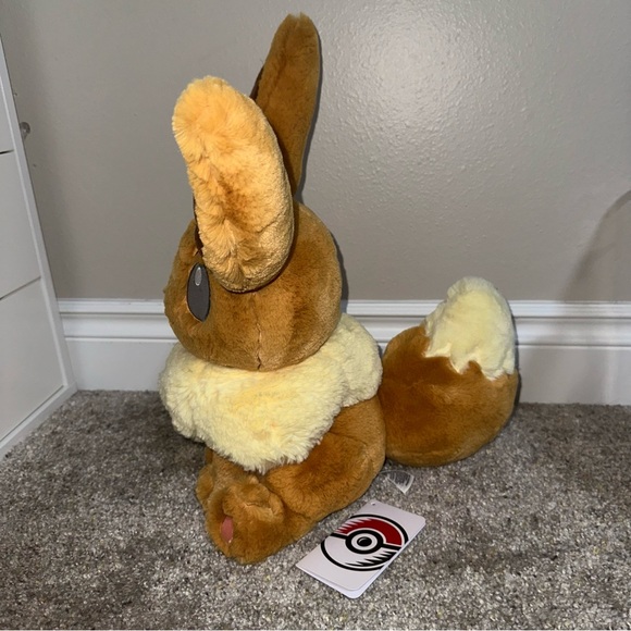 Pokemon Center Original NWT Eevee Fluffy Comfy Friends Plush 15\